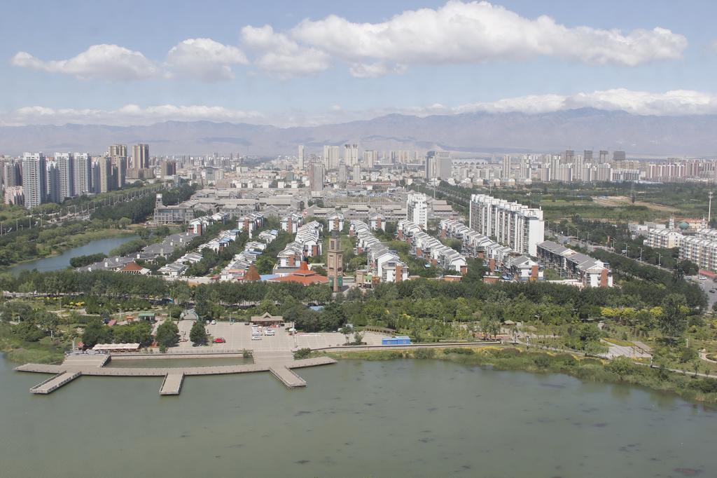 Wanda Realm Yinchuan Hotel Bagian luar foto